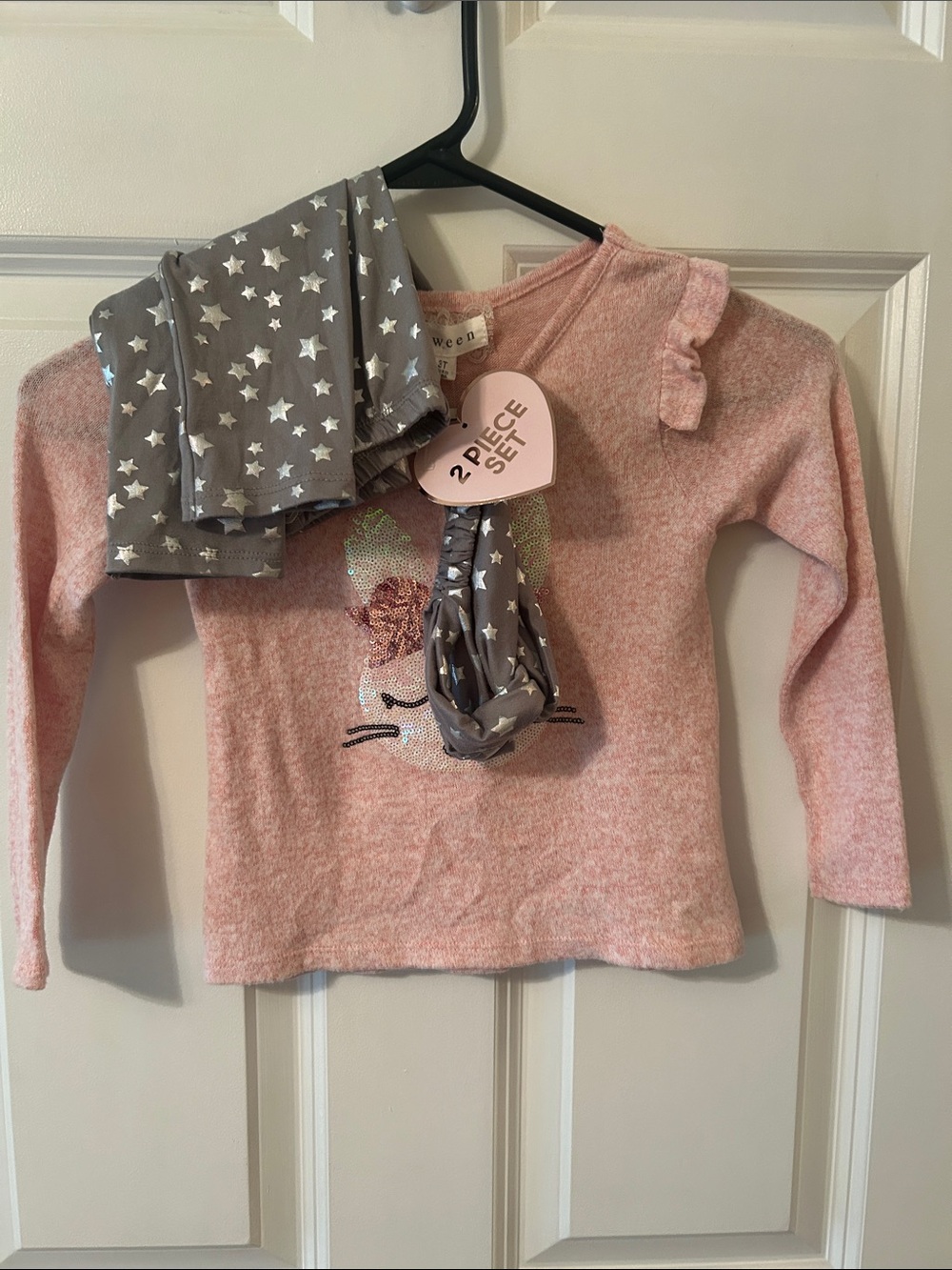btween Pink Long-Sleeve Top with Gray Star Leggings - 2-Piece Set